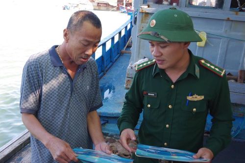 Cảng cá đóng vai trò quan trọng để gỡ 'thẻ vàng' của Ủy ban châu Âu