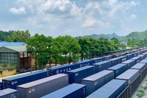 Thúc đẩy phát triển đường sắt liên vận Việt - Trung