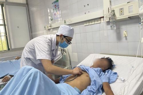 Cứu người đàn ông xuất huyết tiêu hóa nguy kịch