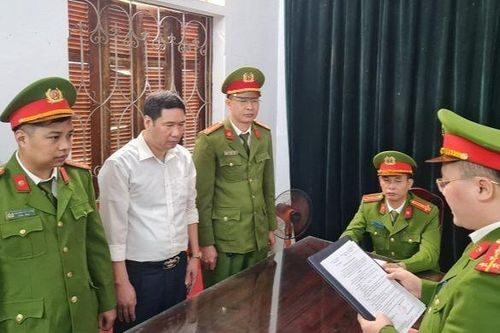 Bắt Giám đốc Kho bạc ở Hà Giang