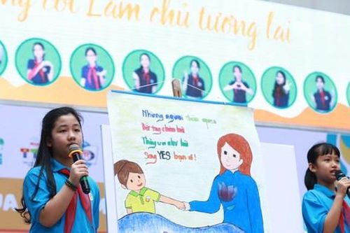 Học sinh Hà Nội truyền thông điệp bảo vệ bản thân