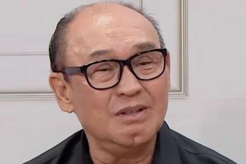 Showbiz 15/12: Diễn viên hài Duy Phương bán bánh bèo kiếm sống ở tuổi 70