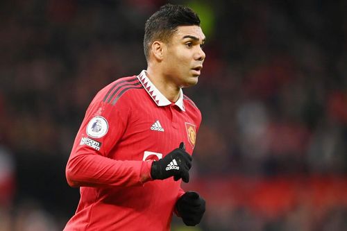 PSG muốn chiêu mộ Casemiro, MU mừng thầm