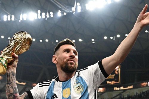 Áo đấu của Messi tại World Cup 2022 được bán với giá 7,8 triệu USD