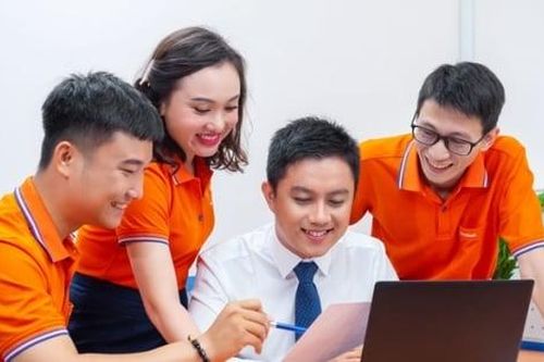 Nhân sự - mảnh ghép không thể tách rời trong bức tranh 'Bền nội lực, vững tương lai' của Sacombank