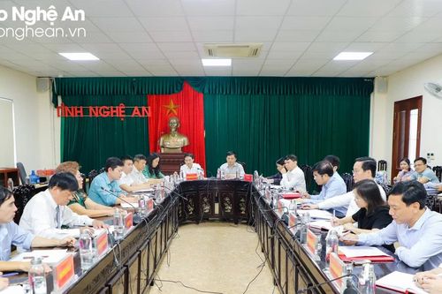 Chủ tịch UBND tỉnh Nghệ An Nguyễn Đức Trung chủ trì phiên tiếp công dân định kỳ tháng 12/2023