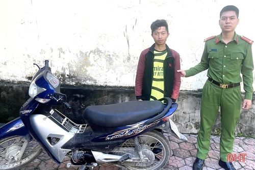Đi đám cưới, 'tiện tay' dắt luôn xe máy bán lấy tiền tiêu