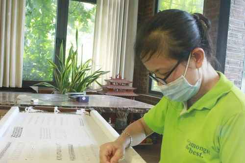 Làng nghề thêu ren Văn Lâm - Gìn giữ nét đẹp truyền thống trong từng mũi chỉ