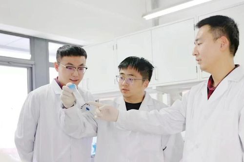 Trung Quốc phát triển vaccine hít dạng bột phòng các bệnh đường hô hấp