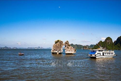 Phát huy giá trị di sản văn hóa vì sự phát triển bền vững thành phố Hạ Long