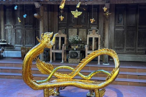 'Rồng vàng' xuất hiện tại làng cổ Đường Lâm, chủ nhân định giá 2 tỷ đồng