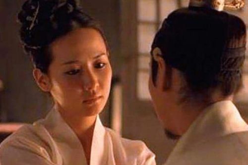 Tục ngữ Trung Hoa có câu 'Con rể lên giường, nhà tan cửa nát' liệu có đáng tin?