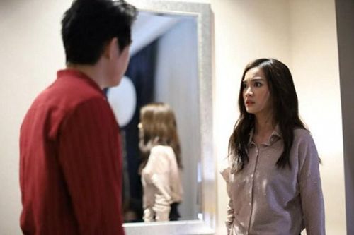 Nhẫn cầu hôn cũng bị bạn trai đem ra đong đếm khiến tôi sụp đổ