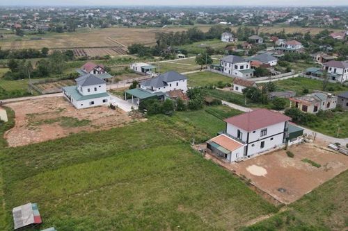 Quảng Bình: Cách chức chủ tịch xã buông lỏng quản lý đất đai