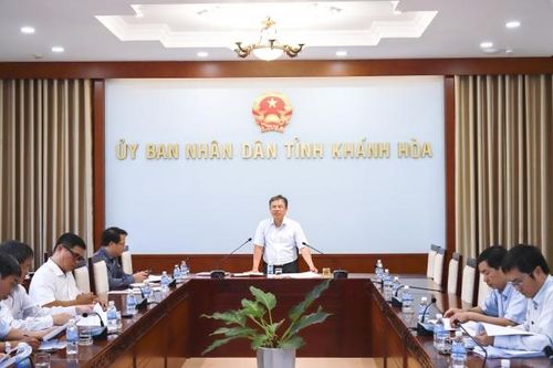 Phấn đấu trong quý I-2024 sẽ khởi công dự án đường liên vùng