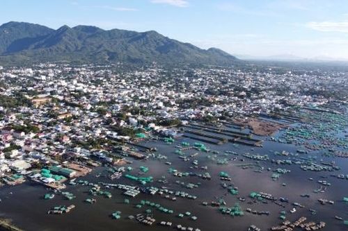 Tràn lan nuôi trồng thủy sản ngoài vùng quy hoạch - Kỳ 1: Ồ ạt nuôi biển tự phát