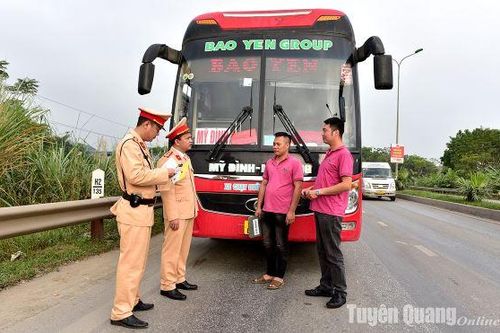 Đồng loạt ra quân bảo đảm an ninh trật tự dịp Tết Nguyên đán Giáp Thìn 2024