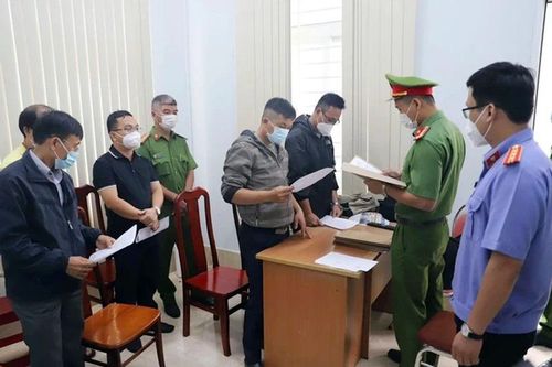 Xử lý nghiêm cán bộ mắc sai phạm, tạo sự đồng thuận trong xã hội