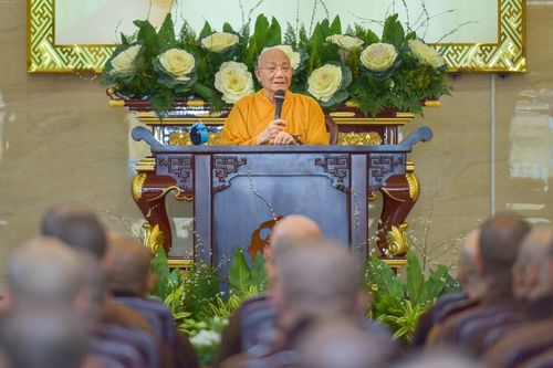 Trưởng lão Hòa thượng Thích Minh Thông giải đáp các vấn đề về giới luật trong đời sống tu tập