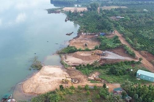 Lãnh đạo tỉnh kiểm tra thực địa lòng hồ Ia Ly