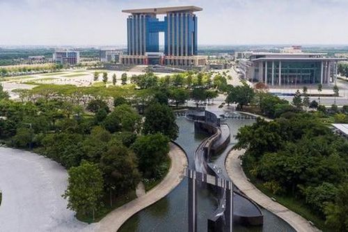 Tìm lời giải Bình Dương nơi 'đất lành chim đậu'