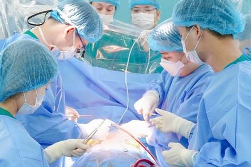 Quảng Nam lần đầu tiên phẫu thuật tim hở