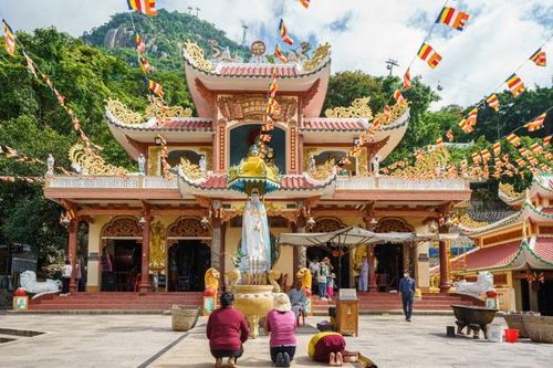 3 lý do khiến núi Bà Đen thành 'thánh địa hành hương' dịp cuối năm