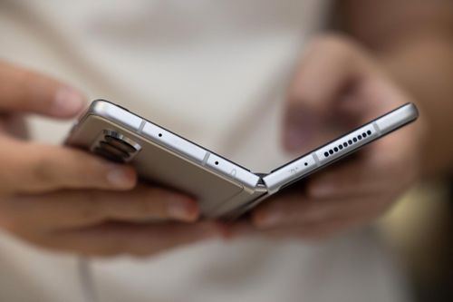 Điều smartphone gập còn thiếu