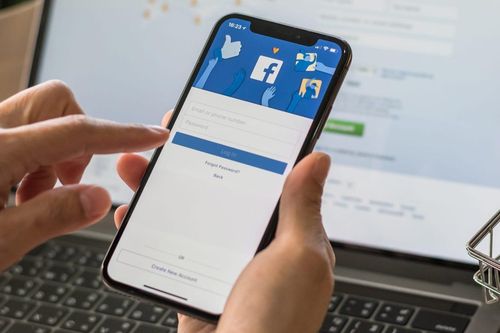 Đừng làm những điều này nếu không muốn mất Facebook