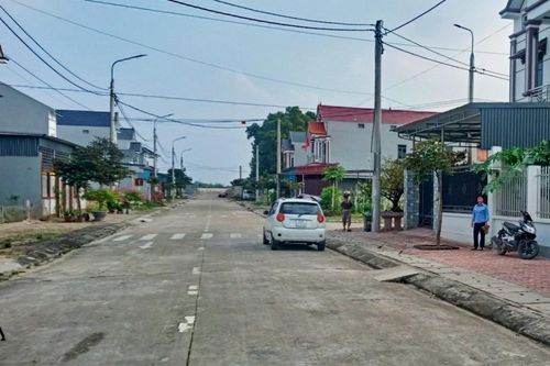 Khu tái định cư chờ người dân vùng lũ