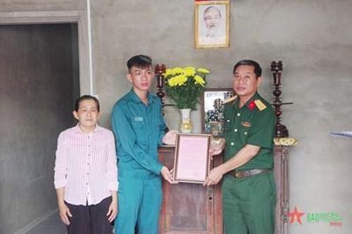 Long An bàn giao Nhà đồng đội cho gia đình chiến sĩ dân quân
