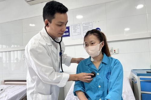 Bệnh viện Đà Nẵng lần đầu tiên phẫu thuật nội soi toàn bộ vá thông liên nhĩ