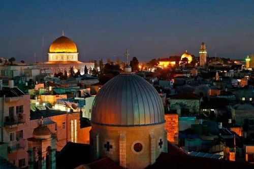 Hamas phóng loạt rocket vào Jerusalem, hệ thống Vòm Sắt được kích hoạt; Mỹ nhất trí với Israel một điều
