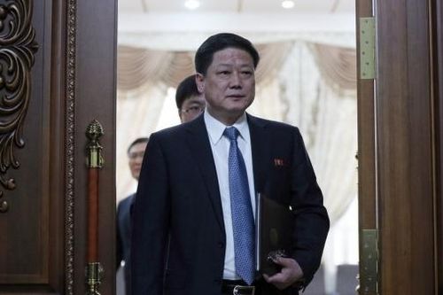 Trước thềm lễ kỷ niệm 75 năm thiết lập quan hệ, Thứ trưởng Ngoại giao Triều Tiên thăm Trung Quốc