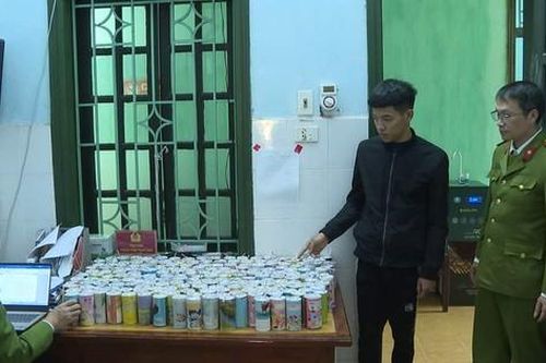Bắt đối tượng chế tạo trái phép pháo nổ ở Phú Thọ