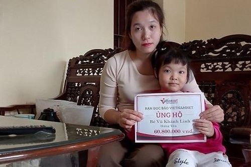 Tiếp tục trao hơn 60 triệu đồng đến bé Khánh Linh bị suy giảm miễn dịch