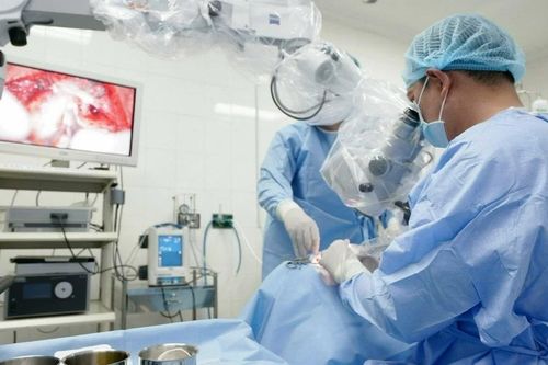 Cấy ốc tai điện tử mang đến hiệu quả cao cho người suy giảm thính lực
