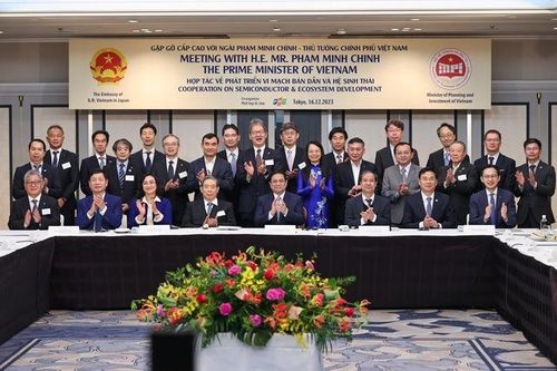 Thủ tướng Phạm Minh Chính đề nghị các doanh nghiệp bán dẫn Nhật Bản đầu tư vào Việt Nam