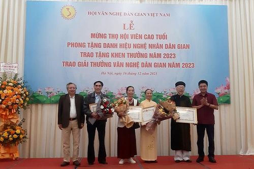 Trao giải thưởng văn nghệ dân gian năm 2023