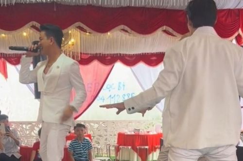 Nam ca sĩ nổi tiếng một thời gây tranh cãi khi hát đám cưới: Nguyên nhân do đâu?