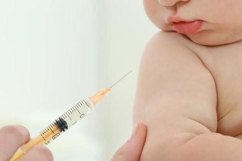 Ưu tiên vaccine được phân bổ để tiêm chủng cho trẻ chưa được tiêm mũi 1 vaccine 5 trong 1