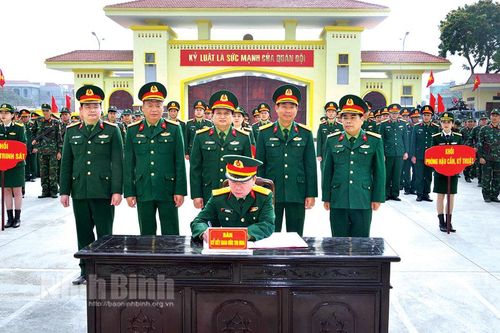 Xây dựng lực lượng vũ trang tỉnh vững mạnh toàn diện, đáp ứng yêu cầu nhiệm vụ trong tình hình mới