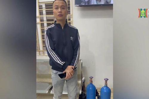Bắt giữ đối tượng vận chuyển khí cười trong đêm