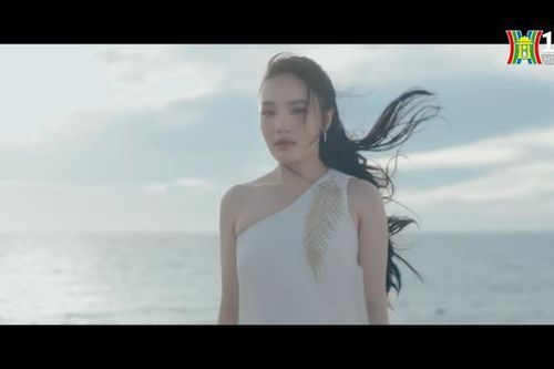 'Chuột Cherry' Nhật Thủy tung MV mới