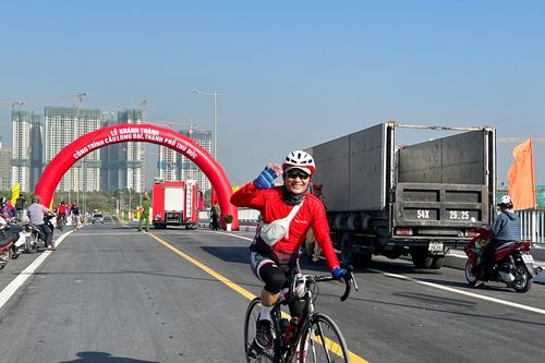 TP.HCM thông xe cầu Long Đại, dân hết cảnh đi vòng 10km để qua sông