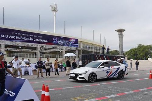 Người dân Thủ đô hào hứng thử nhiều mẫu xe độc đáo tại Hyundai Experience Day 2023