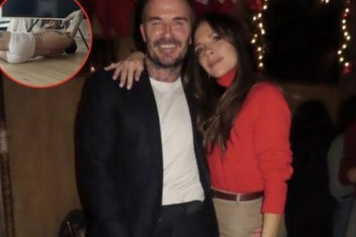 Hơn 1 triệu người 'thả tim' khoảnh khắc David Beckham mặc nội y sửa tivi cho vợ