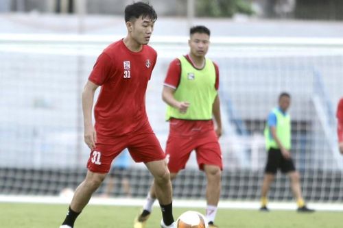Xuân Trường lầm lũi ở CLB Hải Phòng, chờ 'Gerrard Việt Nam' hồi sinh dưới tài huấn luyện của thầy Nghiêm