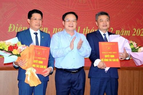 Điều động, bổ nhiệm, chuẩn y nhân sự 9 tỉnh thành