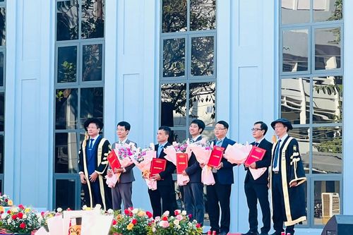 Trường Đại học GTVT TPHCM trao bằng cho hơn 850 tân Thạc sĩ, cử nhân, kỹ sư
